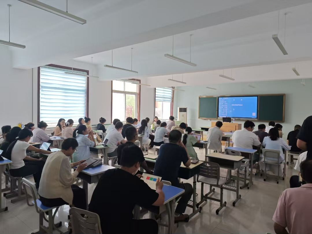 华慕智学赴山东德州锦荣高级中学开展现场培训：高中平板教学系统教学应用与项目交付同步推进
